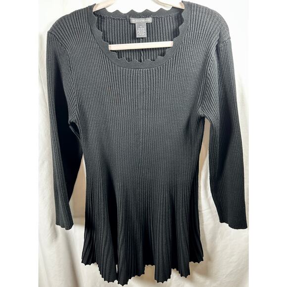 Chelsea & Theodore Black Sweater XL scalloped neckline pleated bottom tunic - Picture 1 of 11